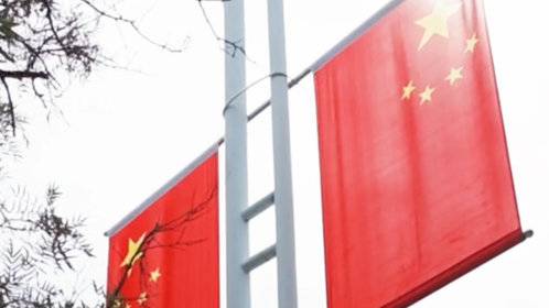果然视频|最美不过“中国红”,佳节将至烟台街头节日氛围拉满